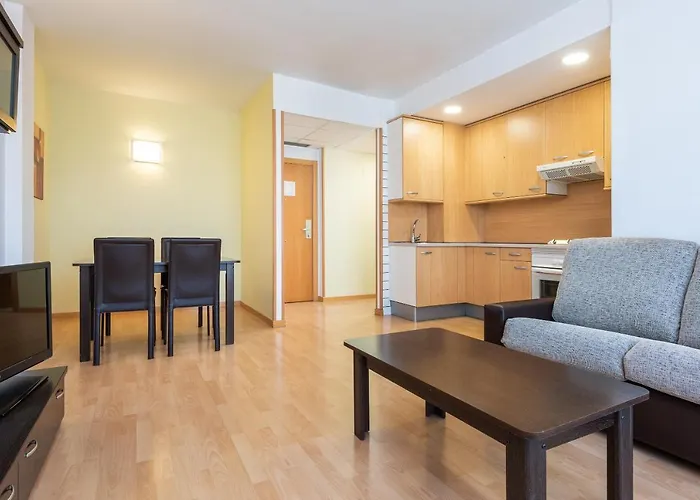 Apartamentos Tryp Madrid Airport Suites